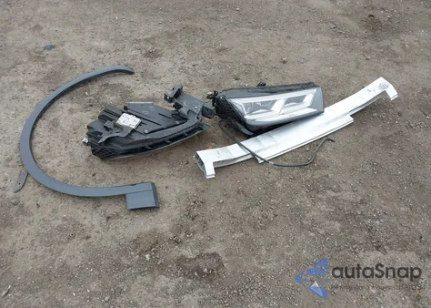 2018 Audi Q5 2.0T Premium/2.0T Tech Premium из США, поврежденный, VIN WA1BNAFY4J2029353